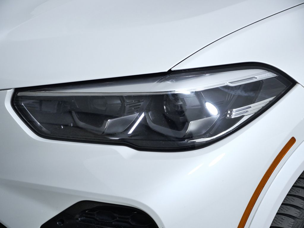 Thumbnail: 2022 BMW X5 - 4