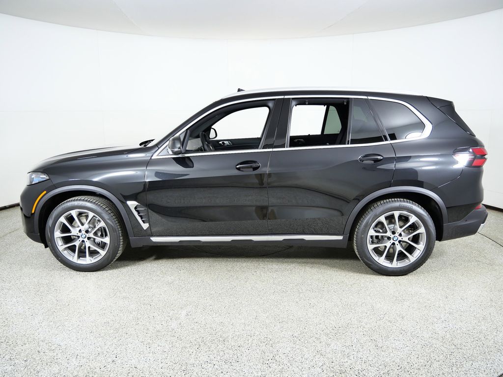 Thumbnail: 2026 BMW X5 - 15