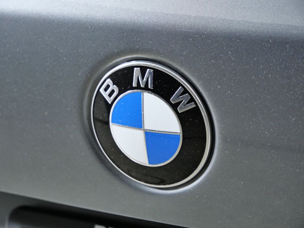 Thumbnail: 2026 BMW X5 - 14