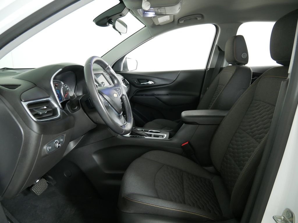 2020 Chevrolet Equinox LT 29