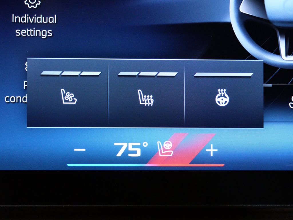 Thumbnail: 2026 BMW X7 - 47