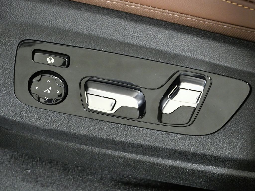 Thumbnail: 2026 BMW X5 - 39