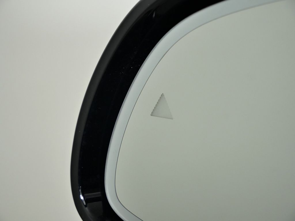 Thumbnail: 2026 BMW XM - 36