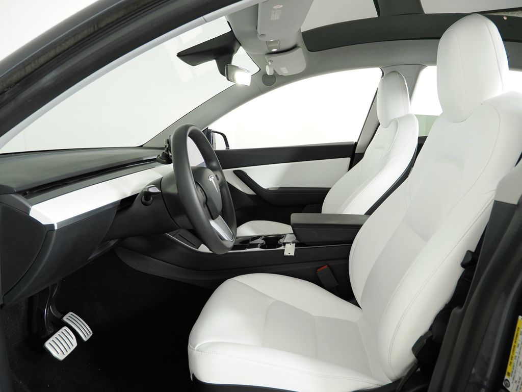 Thumbnail: 2020 Tesla Model Y - 28