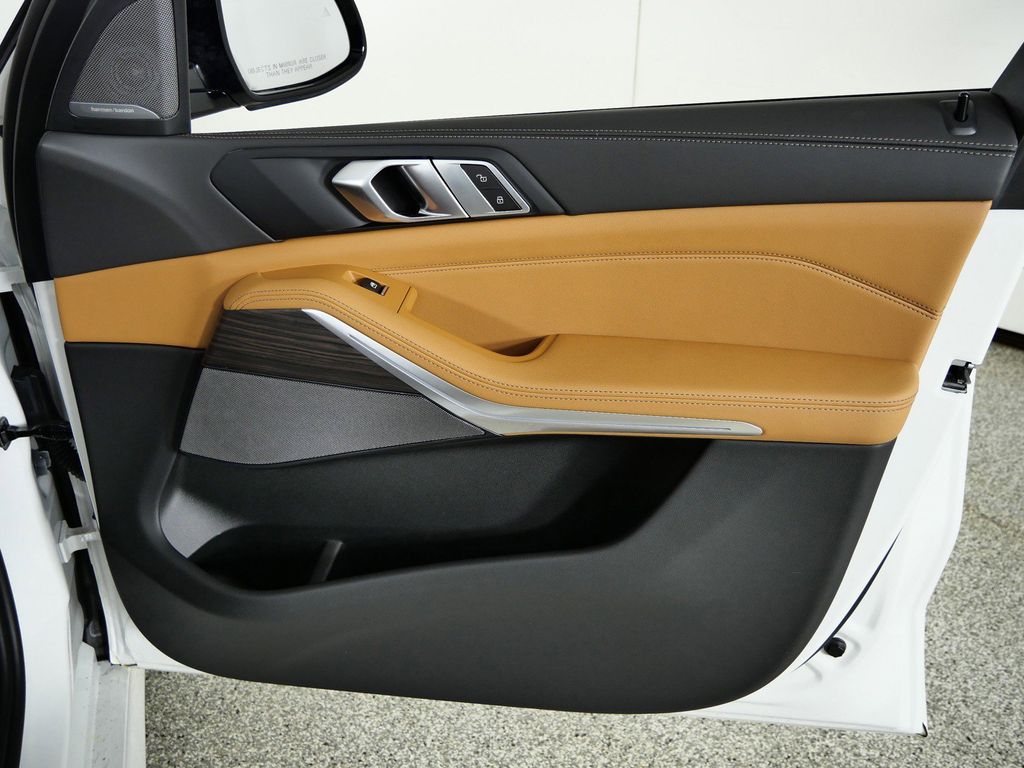 Thumbnail: 2026 BMW X5 - 19