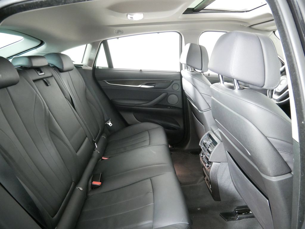 Thumbnail: 2016 BMW X6 - 25