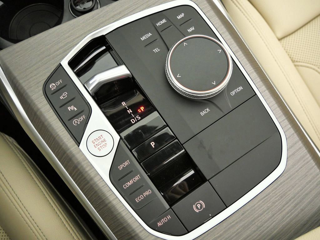 Thumbnail: 2026 BMW 3 Series - 48
