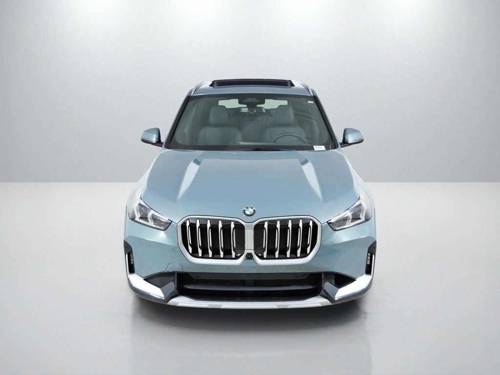Thumbnail: 2026 BMW X1 - 16