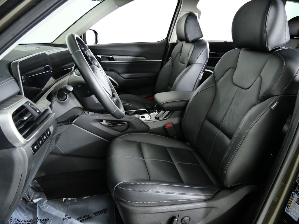 Thumbnail: 2023 Kia Telluride - 34