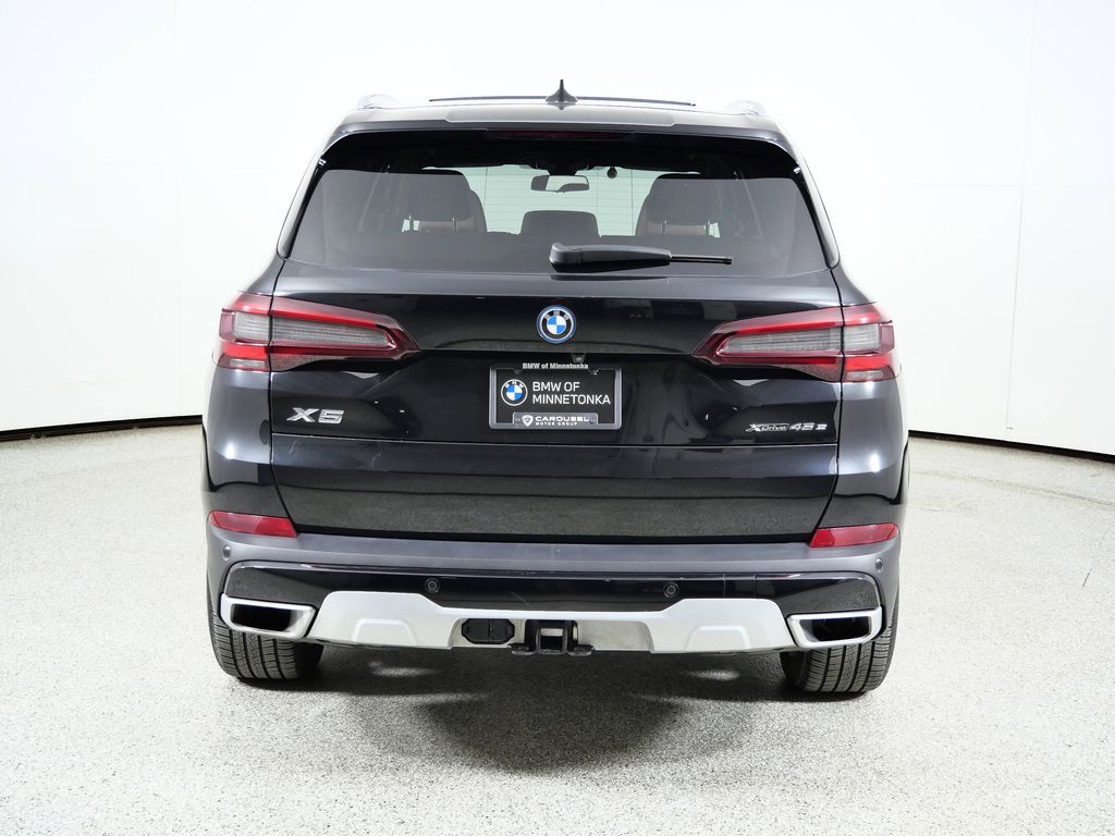 Thumbnail: 2022 BMW X5 - 11