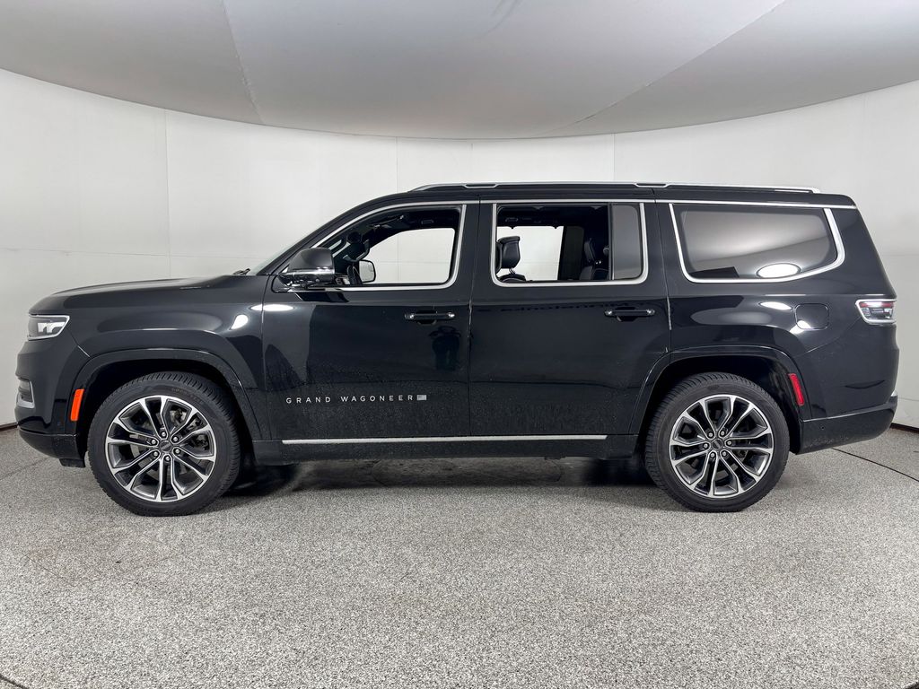 Thumbnail: 2022 Jeep Grand Wagoneer - 6