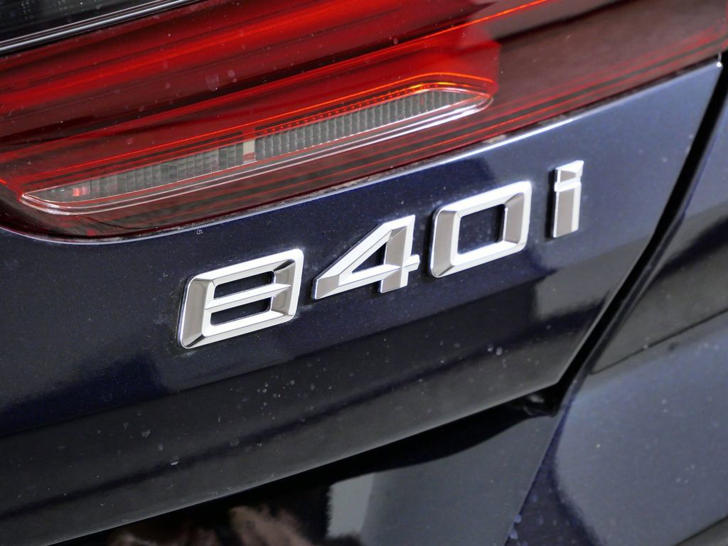 Thumbnail: 2026 BMW 8 Series - 14