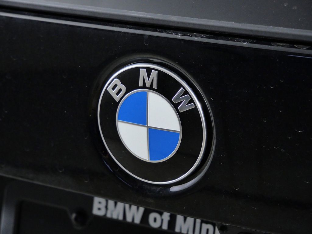 Thumbnail: 2026 BMW X1 - 11