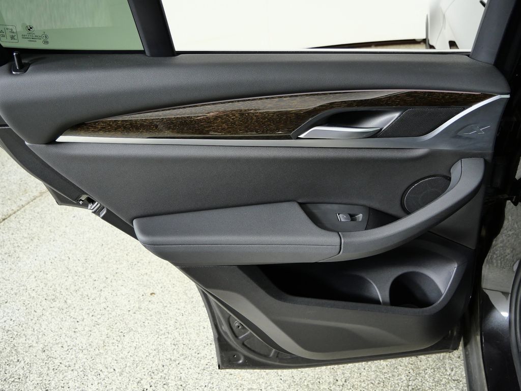 Thumbnail: 2021 BMW X3 - 30