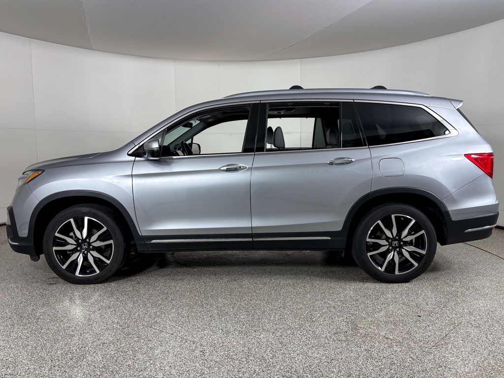 Thumbnail: 2019 Honda Pilot - 6