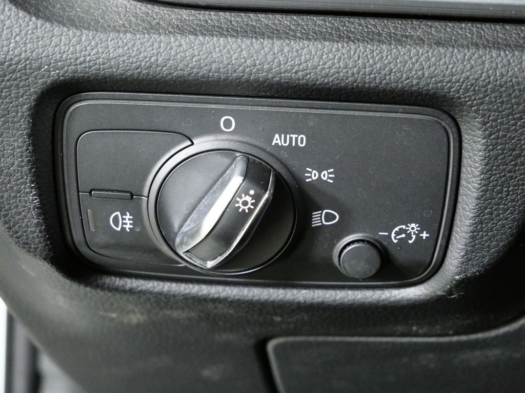 Thumbnail: 2016 Audi A3 - 37