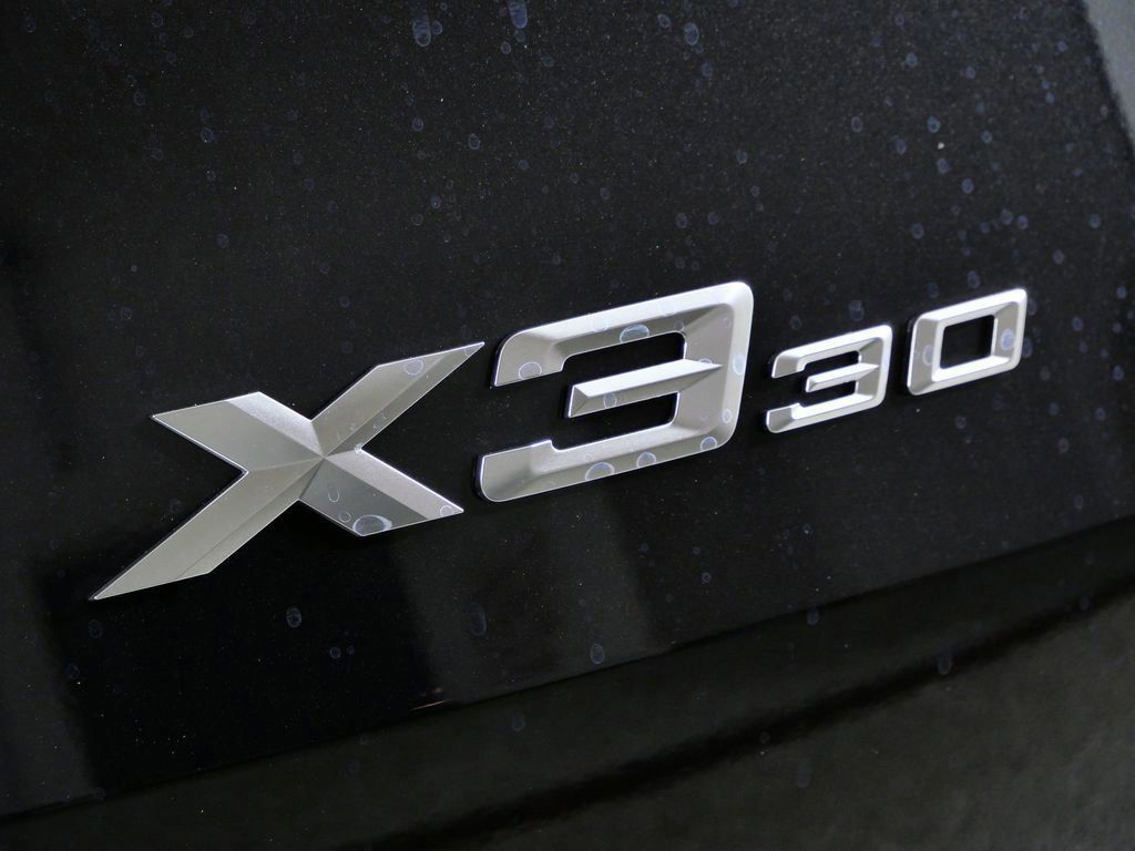 Thumbnail: 2026 BMW X3 - 13