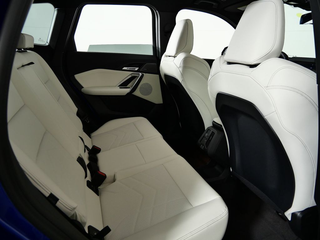 Thumbnail: 2026 BMW X1 - 24