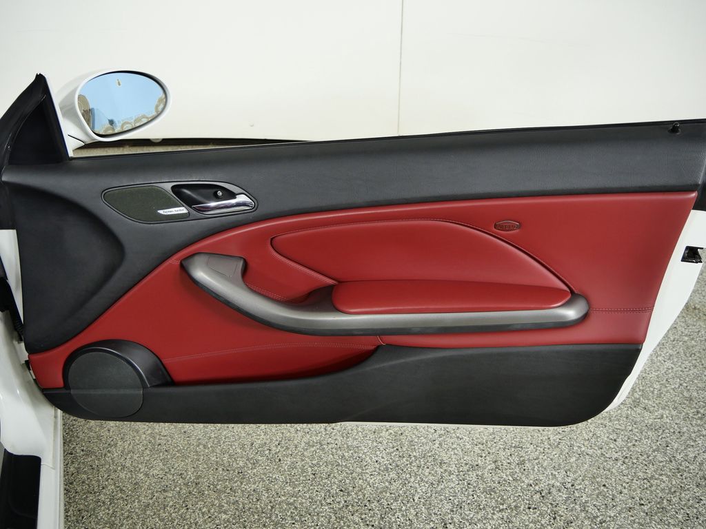 Thumbnail: 2004 BMW M3 - 19