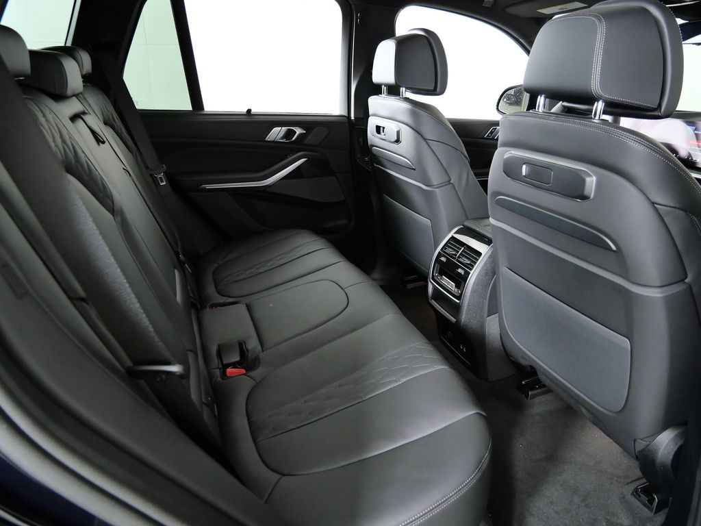 Thumbnail: 2026 BMW X5 - 26