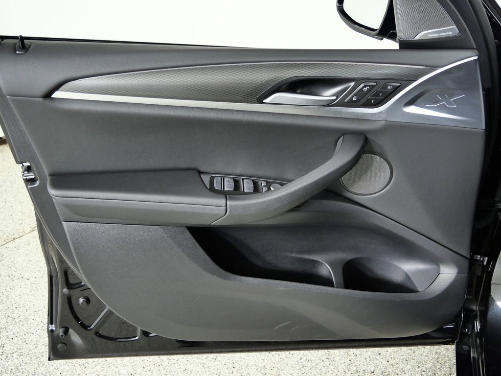 Thumbnail: 2024 BMW X3 - 37