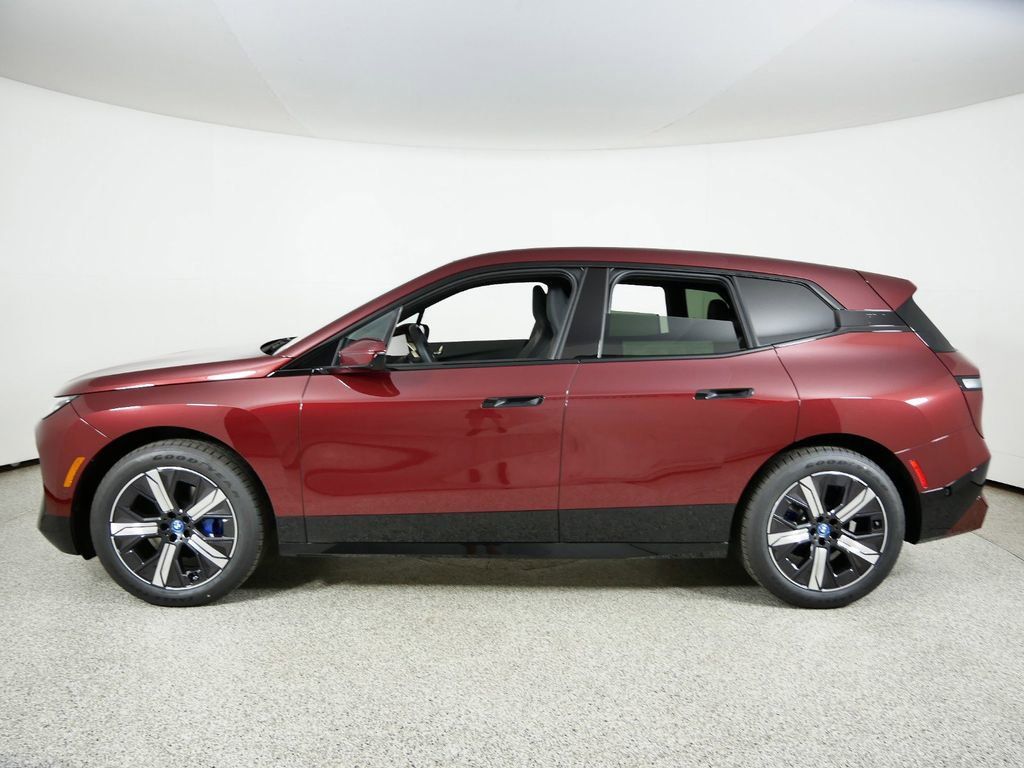 Thumbnail: 2025 BMW iX - 21