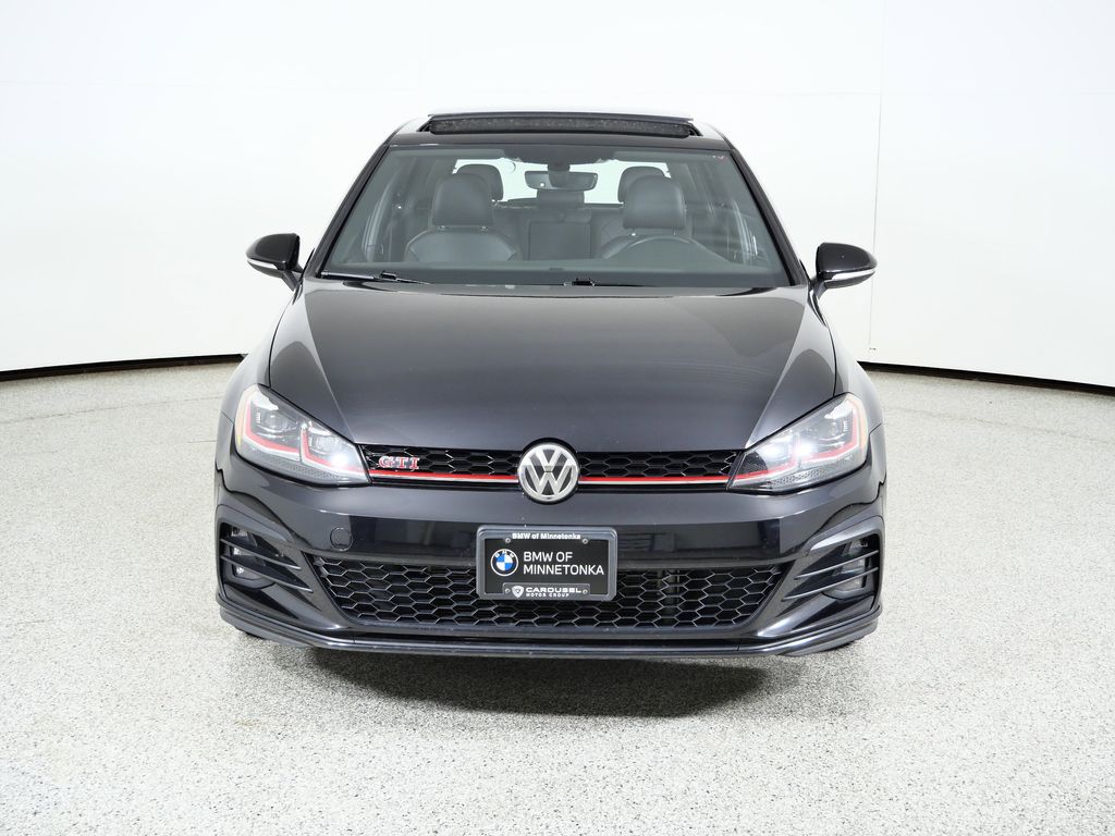 Thumbnail: 2021 Volkswagen Golf - 3