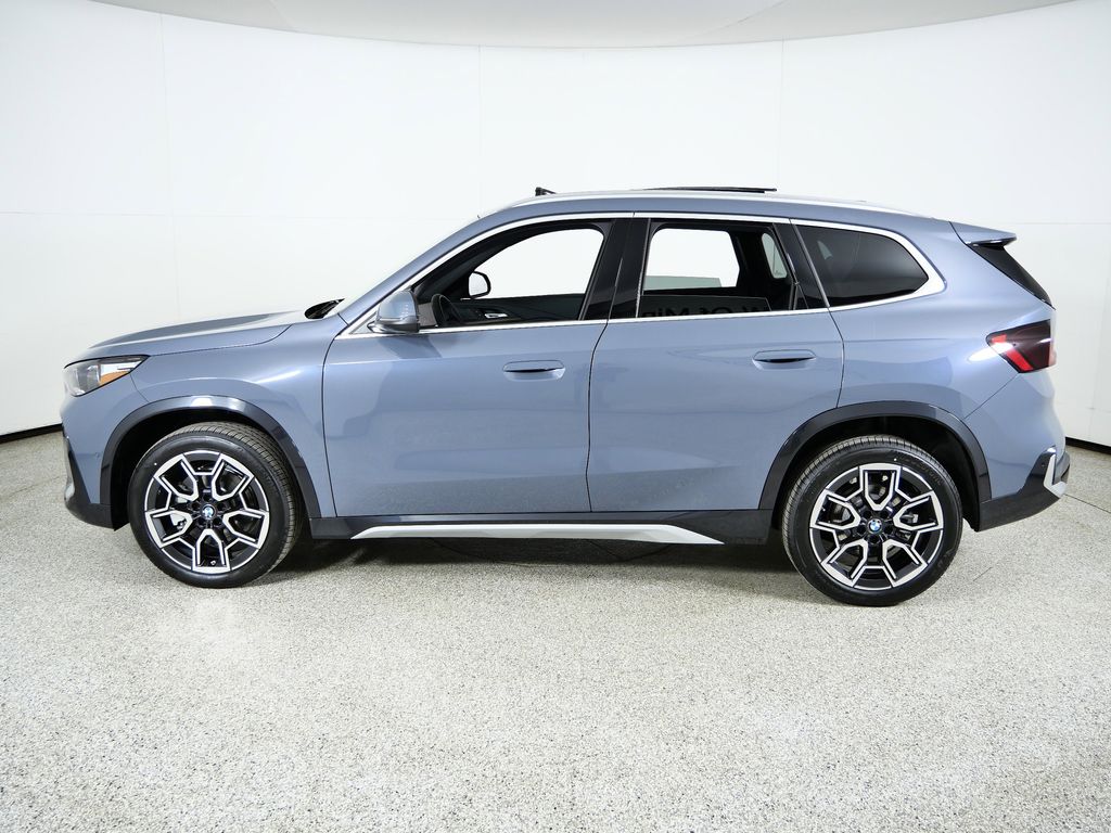 Thumbnail: 2026 BMW X1 - 15