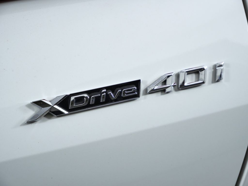 Thumbnail: 2025 BMW X6 - 15