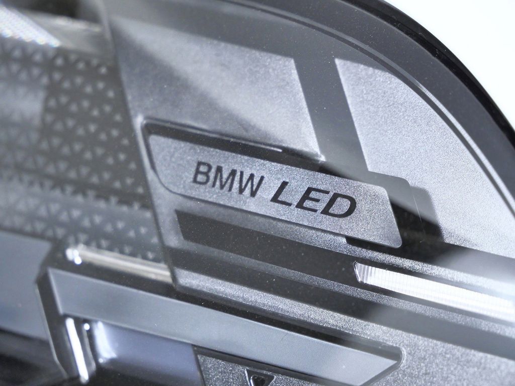 Thumbnail: 2026 BMW X5 - 4