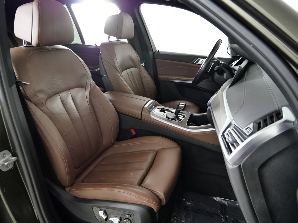 Thumbnail: 2020 BMW X5 - 22