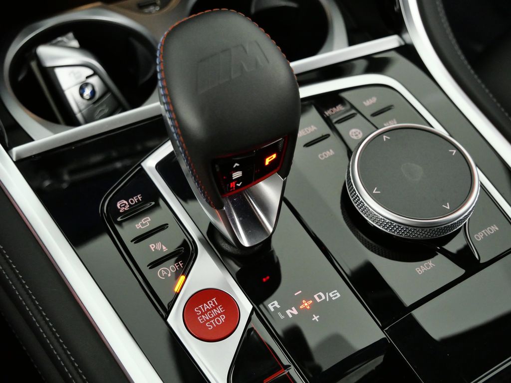 Thumbnail: 2025 BMW M8 - 48