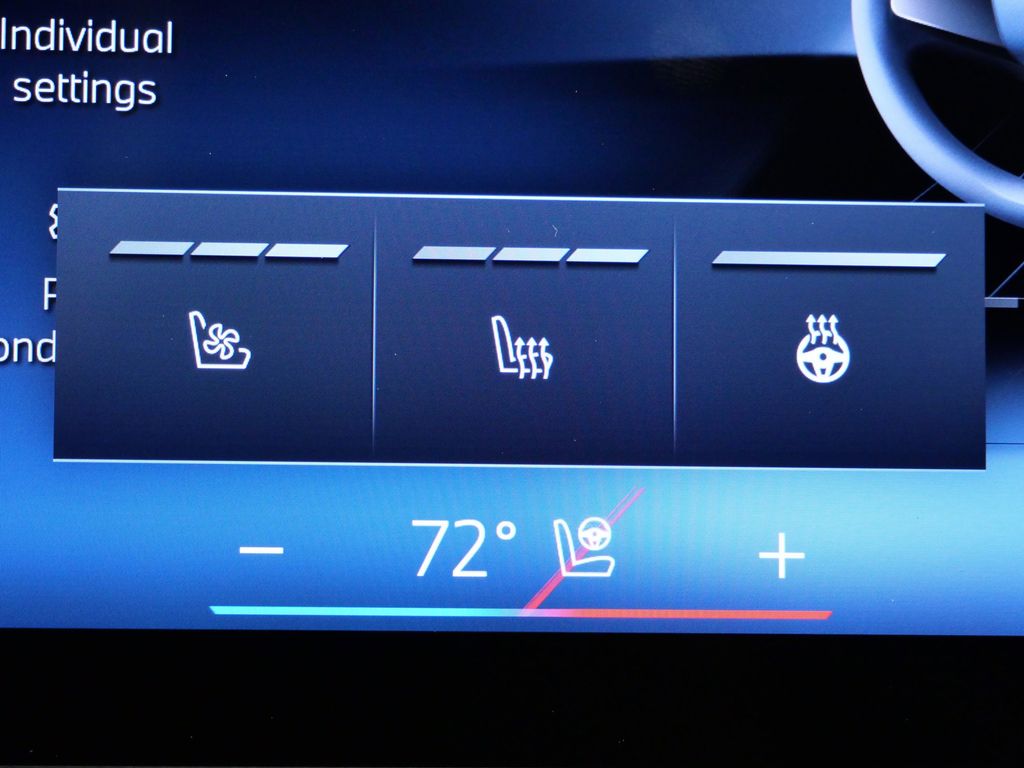 Thumbnail: 2026 BMW X7 - 46