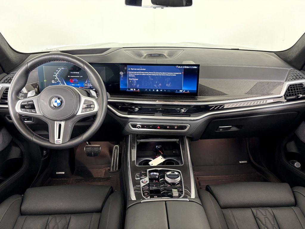 Thumbnail: 2024 BMW X7 - 10