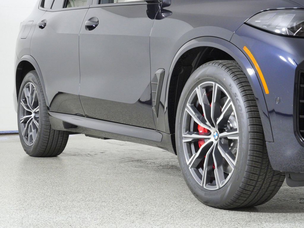 Thumbnail: 2026 BMW X5 - 6