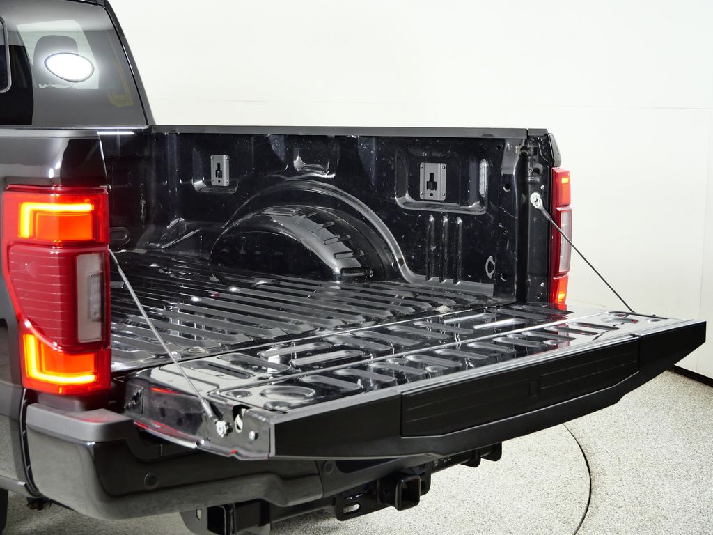 Thumbnail: 2022 Ford F-250 - 28