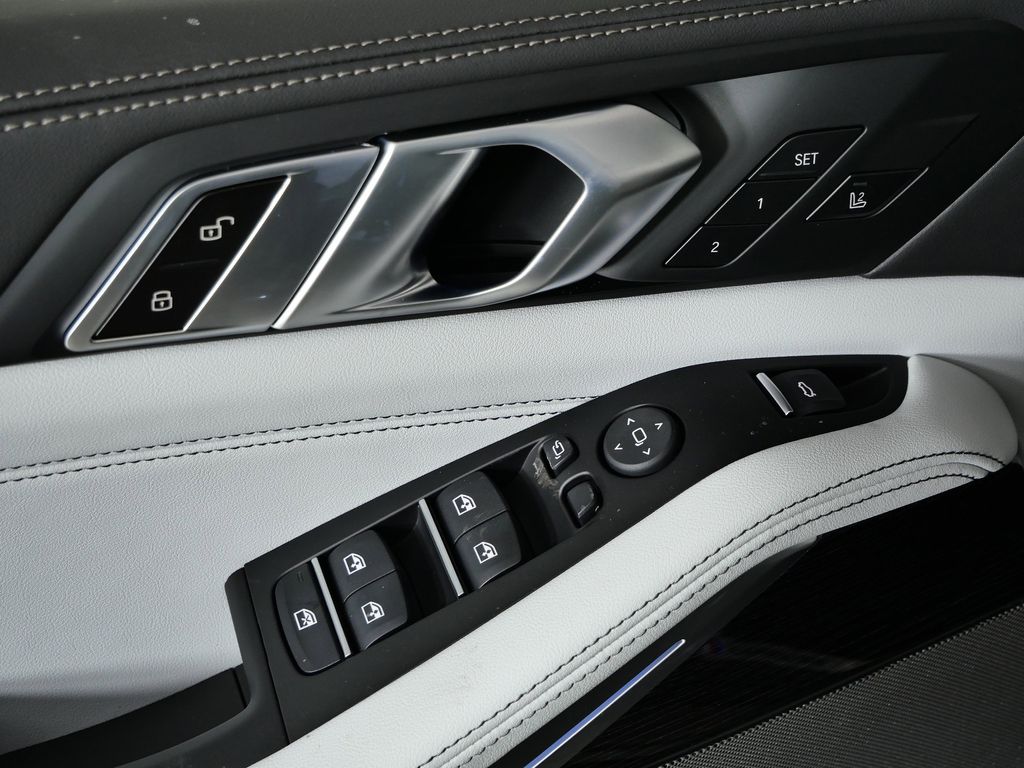 Thumbnail: 2026 BMW X5 - 37