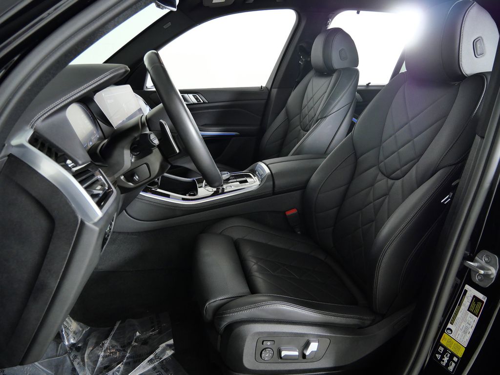 Thumbnail: 2023 BMW X5 - 40