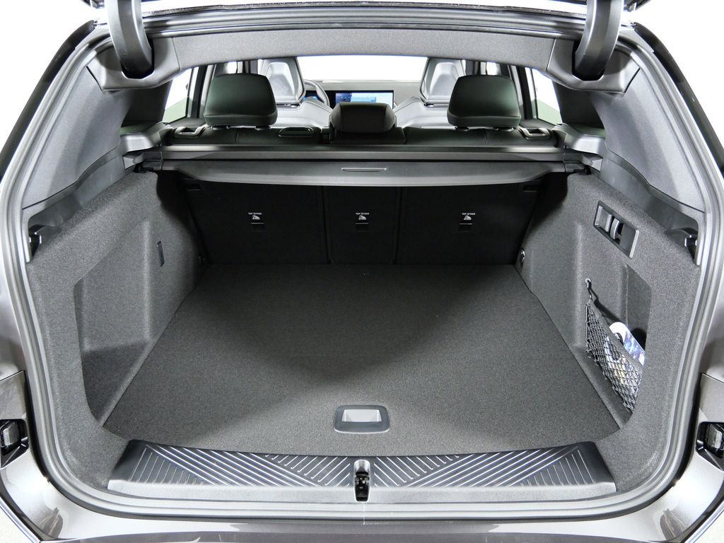 Thumbnail: 2025 BMW X3 - 28