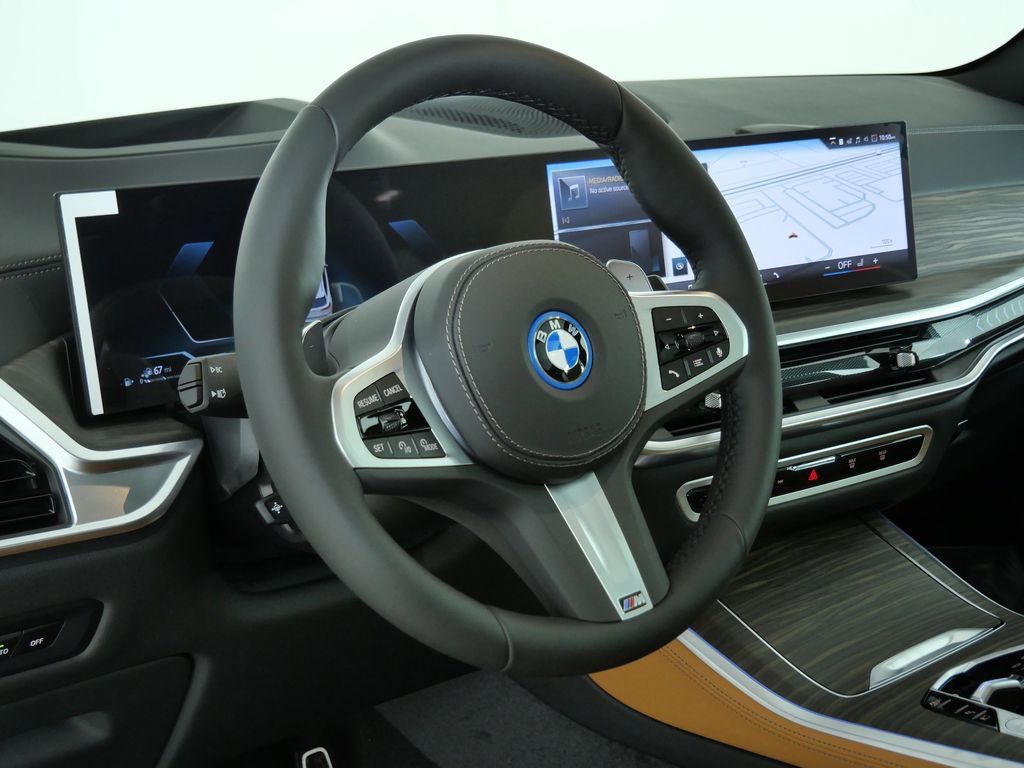 Thumbnail: 2026 BMW X5 - 32