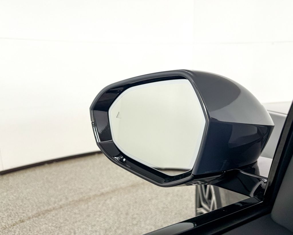 Thumbnail: 2025 BMW 7 Series - 34