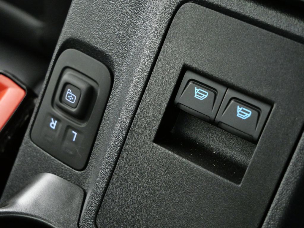 Thumbnail: 2022 Ford Bronco - 47