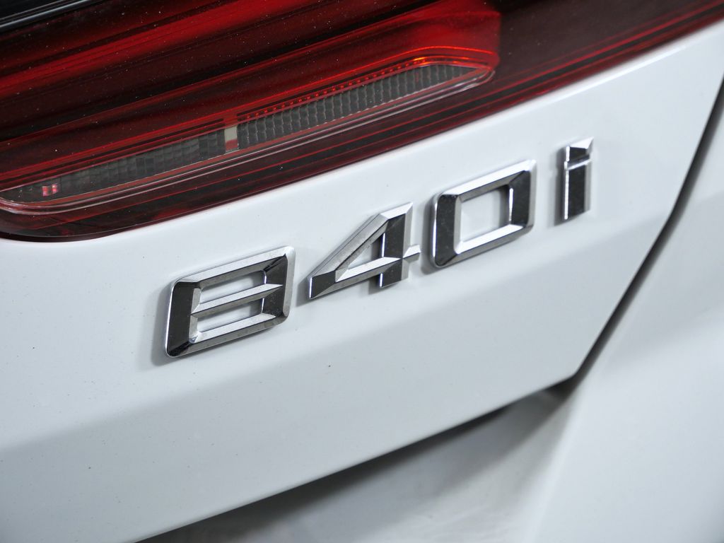 Thumbnail: 2026 BMW 8 Series - 12