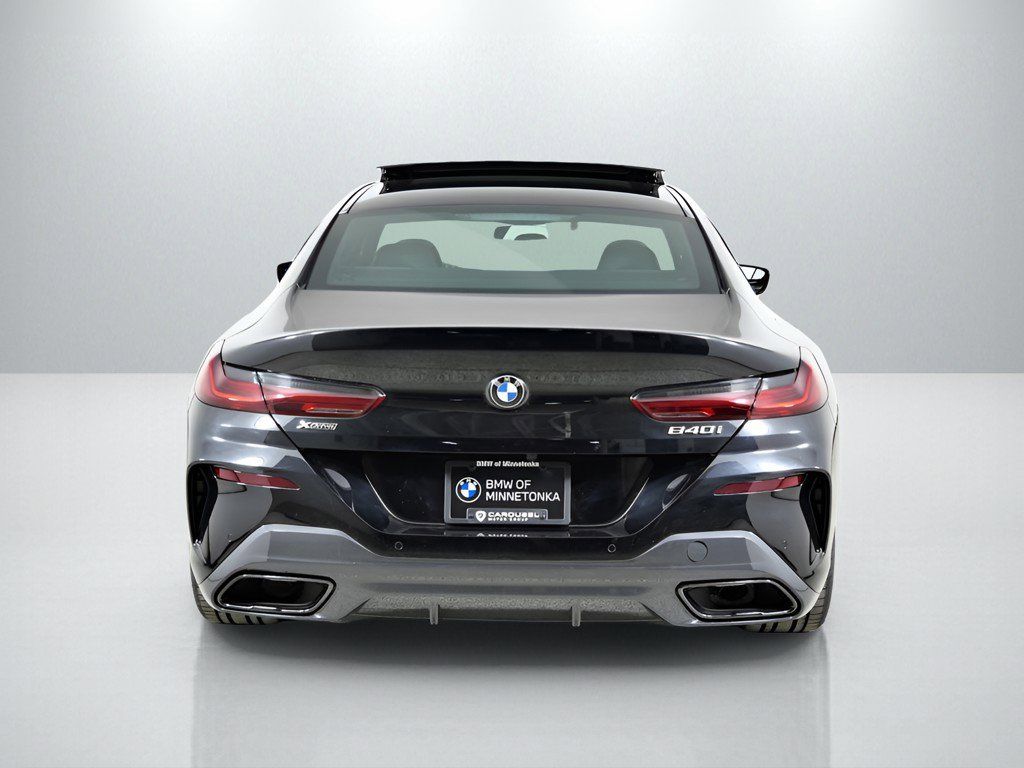 Thumbnail: 2026 BMW 8 Series - 11