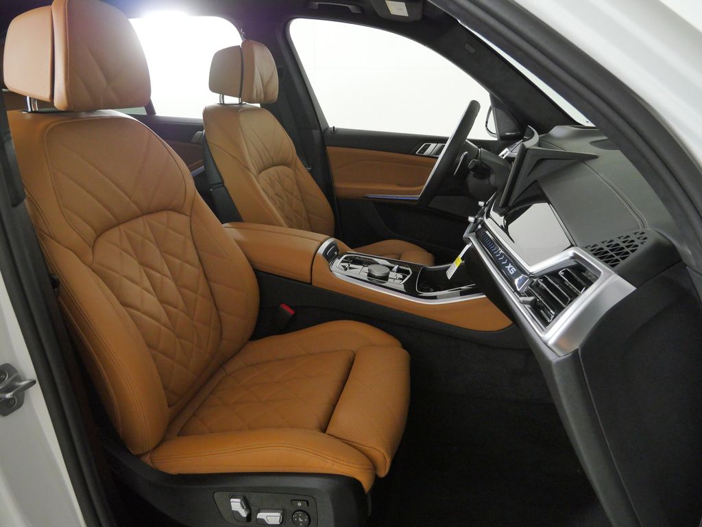 Thumbnail: 2026 BMW X5 - 21