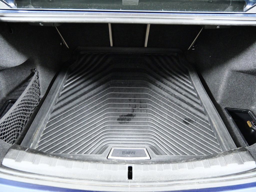 Thumbnail: 2023 BMW 3 Series - 32