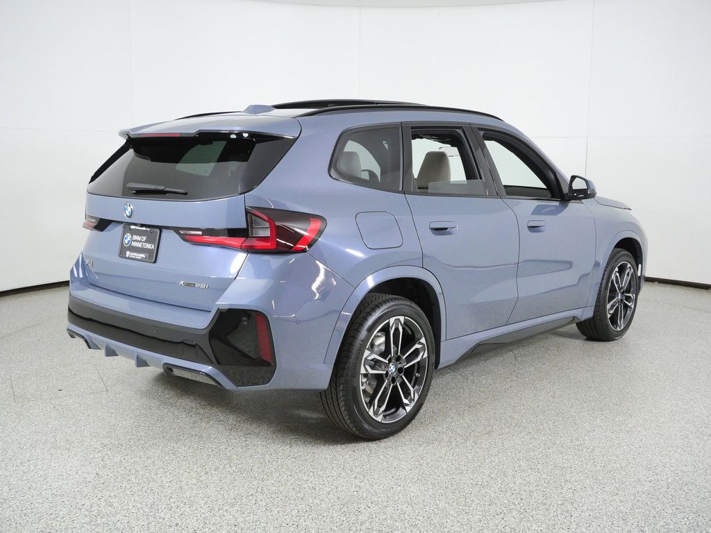Thumbnail: 2026 BMW X1 - 9