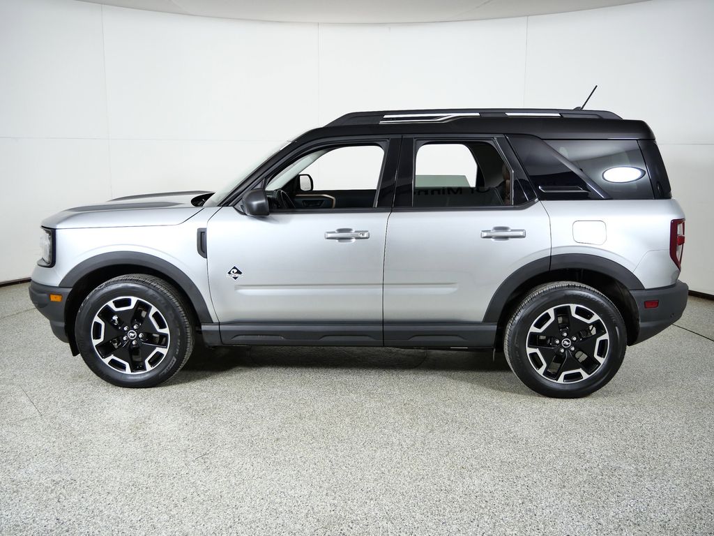 Thumbnail: 2021 Ford Bronco Sport - 16