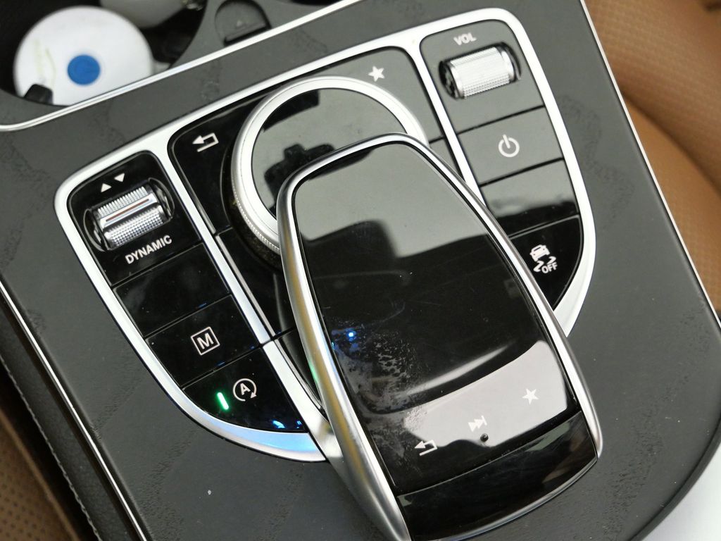 Thumbnail: 2019 Mercedes-Benz GLC - 46