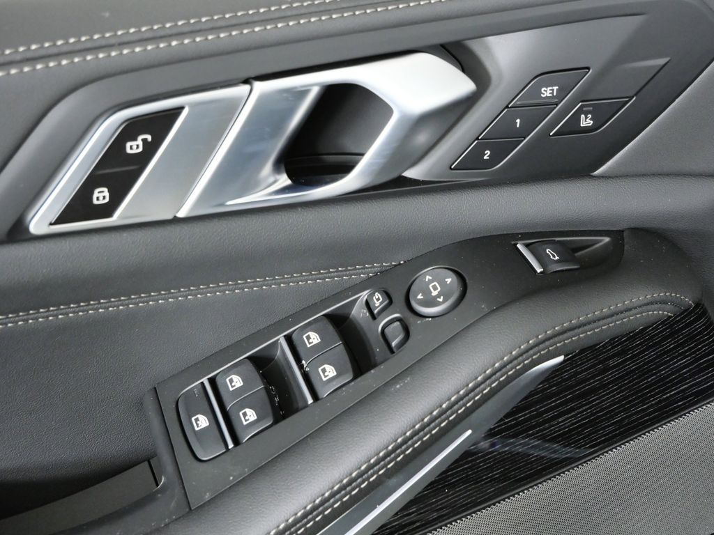 Thumbnail: 2026 BMW X5 - 35